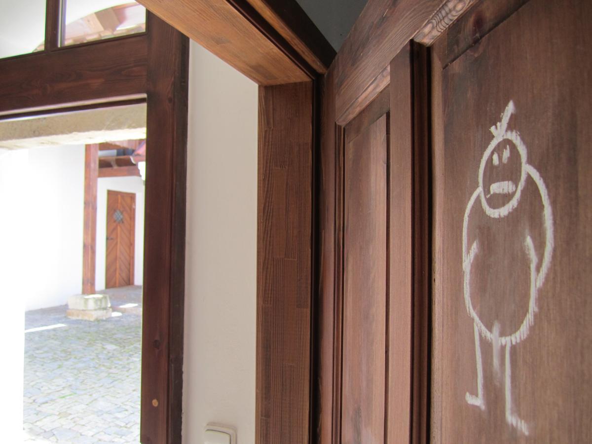 Holubník statečných žen králových Hotel Luže Exterior foto