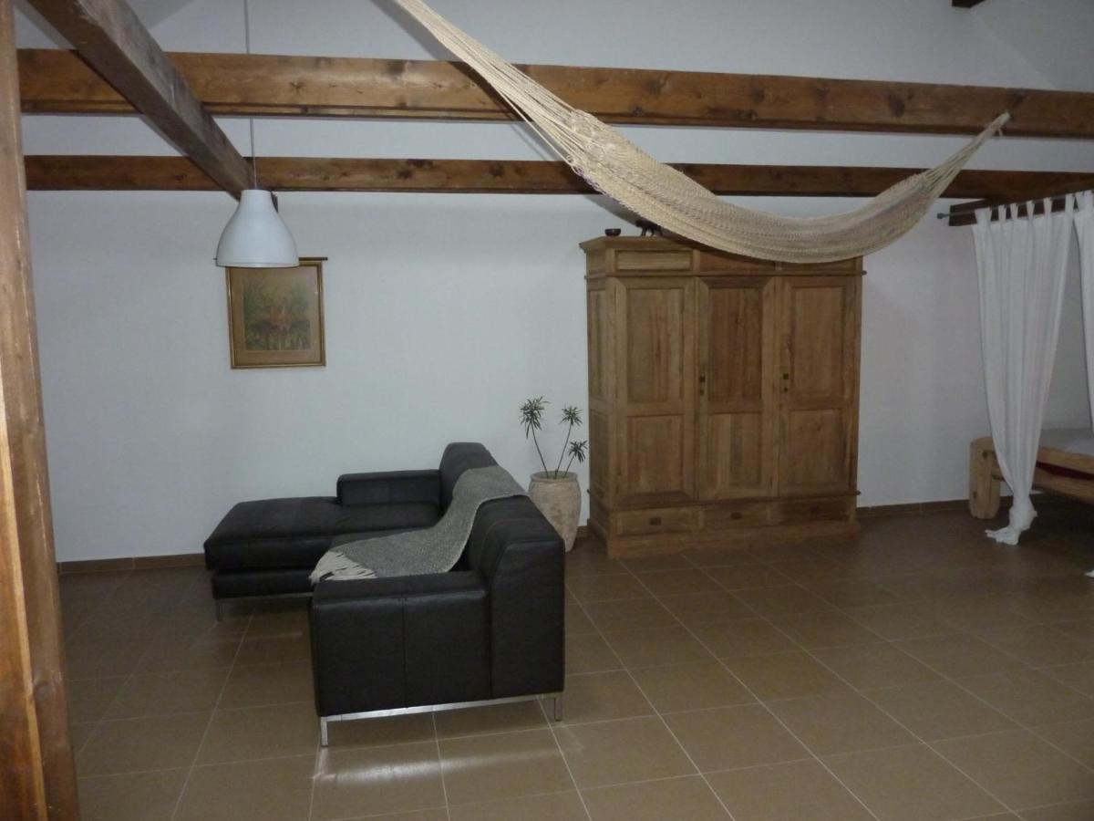 Holubník statečných žen králových Hotel Luže Quarto foto